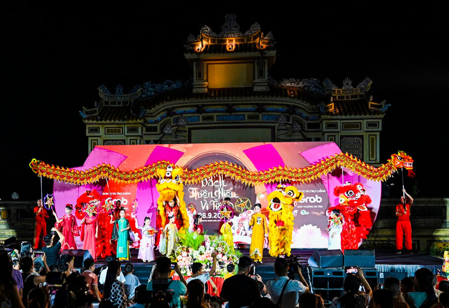 Photograph the festive spirit of Vietnam’s culture
